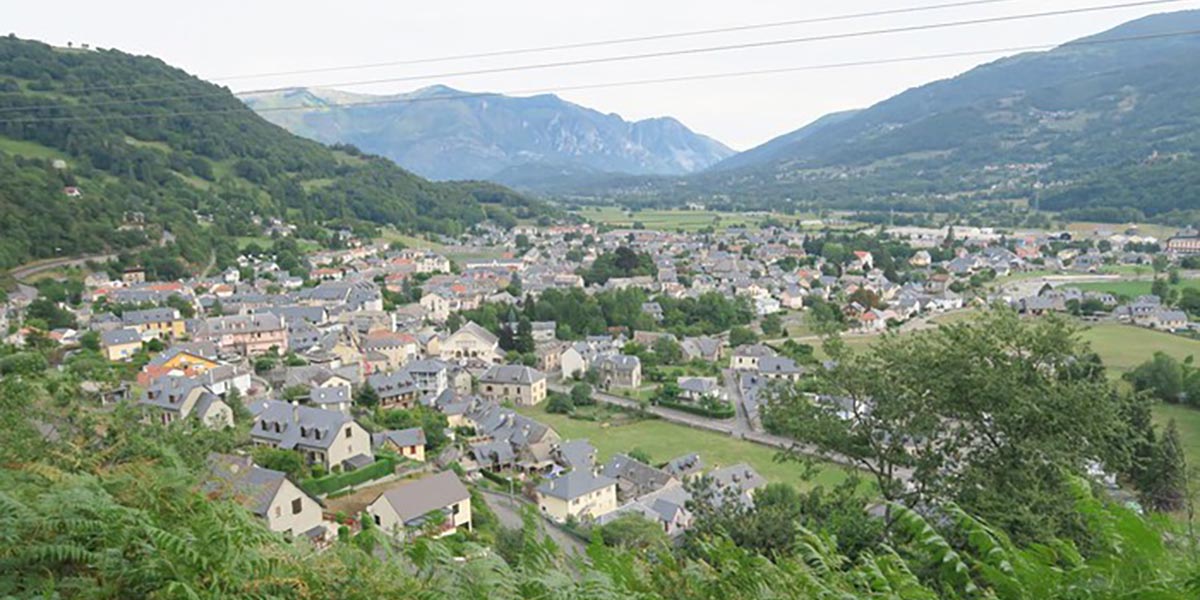 Soulom, village au confluent des gaves de Cauterets et Gavarnie dans les Hautes-Pyrénées, cadre idéal pour la méditation et le bien-être